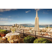 Уютная терраса с видом на погожий Сан-Франциско