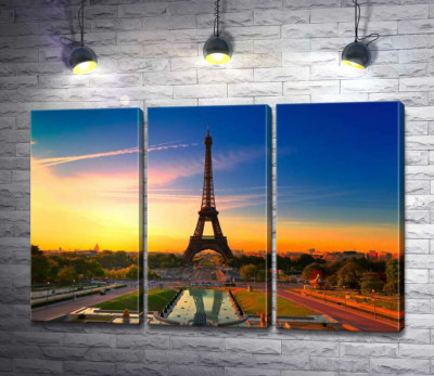 Модульная картина "Утро поднимает лучи на Эйфелеву башню (Eiffel Tower)"