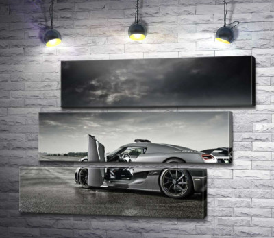 Модульна картина "Шведський гіперкар Koenigsegg Agera під переливами грозових хмар"