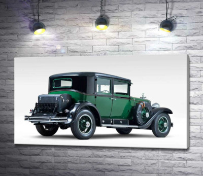 Зелений автомобіль Кадилак (Cadillac) американського гангстера Аль Капоне