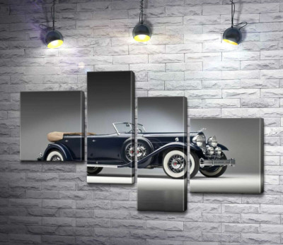 Модульная картина "Люксовый американский синий автомобиль Packard Twin Six 1932"