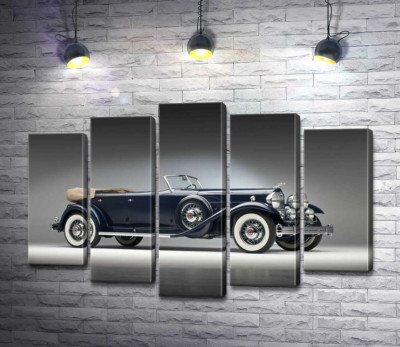 Люксовий американський синій автомобіль Packard Twin Six 1932
