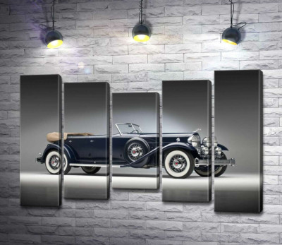 Люксовий американський синій автомобіль Packard Twin Six 1932