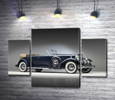 Люксовий американський синій автомобіль Packard Twin Six 1932