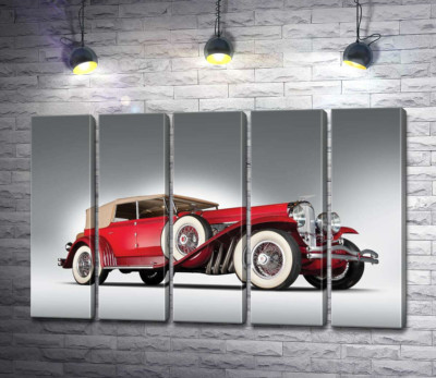 Модульная картина "Старинный автомобиль 1920 года американской компании Duesenberg"