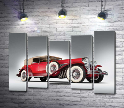 Модульная картина "Старинный автомобиль 1920 года американской компании Duesenberg"