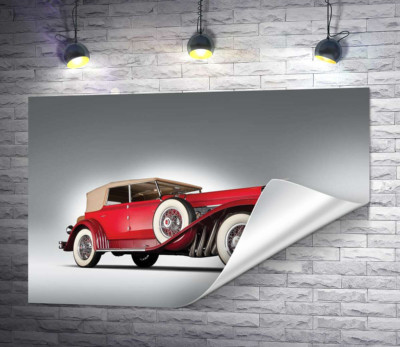 Старовинний автомобіль 1920 року американської компанії Duesenberg