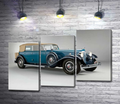 Модульная картина "Синий автомобиль с откидным верхом 1932 года Packard Twin Six"