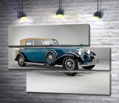 Модульна картина "Синій автомобіль з відкидним верхом 1932 Packard Twin Six"