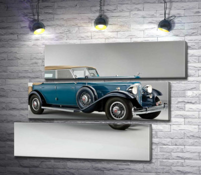 Синій автомобіль з відкидним верхом 1932 Packard Twin Six