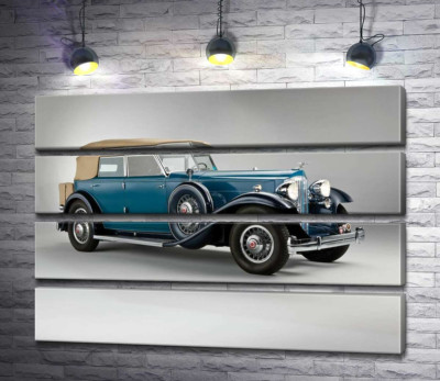 Модульна картина "Синій автомобіль з відкидним верхом 1932 Packard Twin Six"