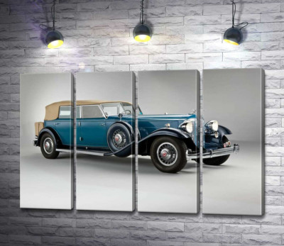 Модульна картина "Синій автомобіль з відкидним верхом 1932 Packard Twin Six"