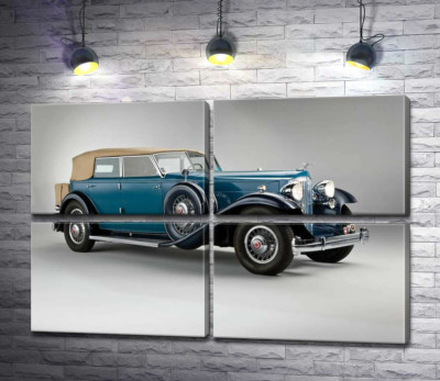 Модульная картина "Синий автомобиль с откидным верхом 1932 года Packard Twin Six"