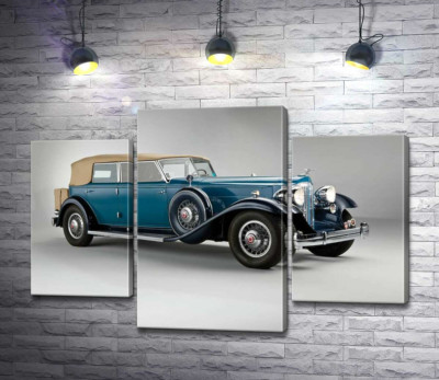 Модульна картина "Синій автомобіль з відкидним верхом 1932 Packard Twin Six"