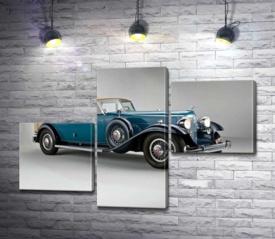 Модульная картина "Синий автомобиль с откидным верхом 1932 года Packard Twin Six"