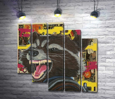 Ракетный енот (Rocket raccoon) скалит зубы