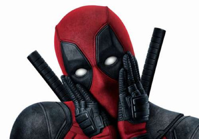 Портрет Дэдпула (Deadpool), который мило позирует