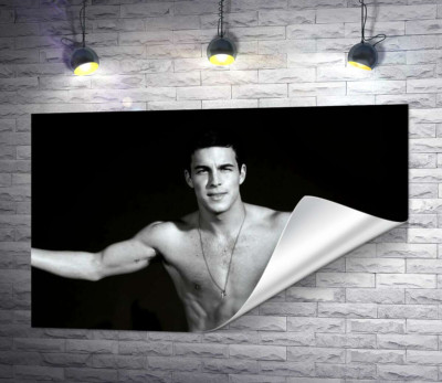Брутальный Марио Касас (Mario Casas) с обнаженным торсом