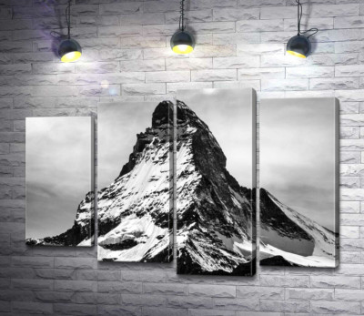 Острый заснеженный шпиль горы Маттерхорн (Matterhorn)