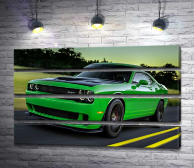 Модульная картина "Сочно-зеленый автомобиль Dodge Challenger Hellcat несется по дороге"