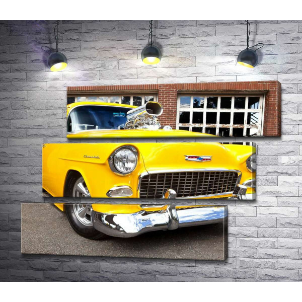 Сочетание идеально-серебряного и лимонно-желтого на бампере автомобиля Chevrolet Bel Air