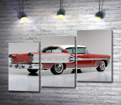 Модульна картина "Вишнево-білий автомобіль Pontiac Bonneville 1958 року"