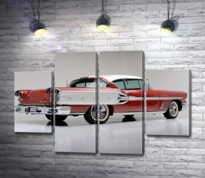 Модульна картина "Вишнево-білий автомобіль Pontiac Bonneville 1958 року"