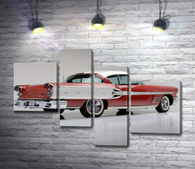 Модульна картина "Вишнево-білий автомобіль Pontiac Bonneville 1958 року"