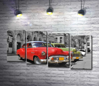 Модульная картина "Красная модель автомобиля Chevrolet 1952 года на старинной улице Кубы"
