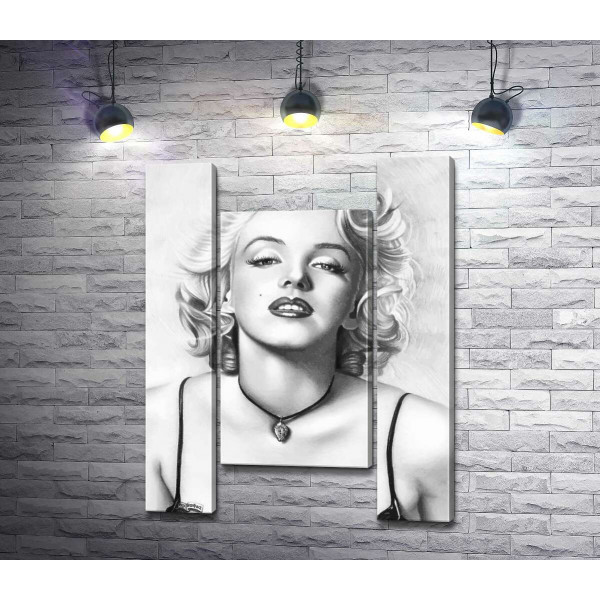 Видатна актриса Мерілін Монро (Marilyn Monroe) з тендітним кулоном на шиї