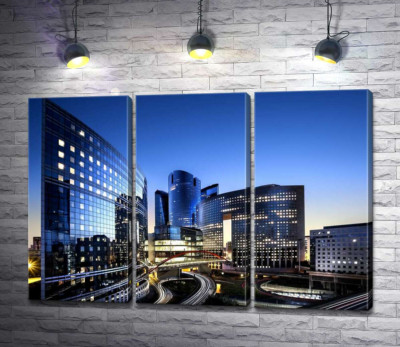 Модульна картина ""Паризький Манхеттен" (La Défense) у вечірніх сутінках"