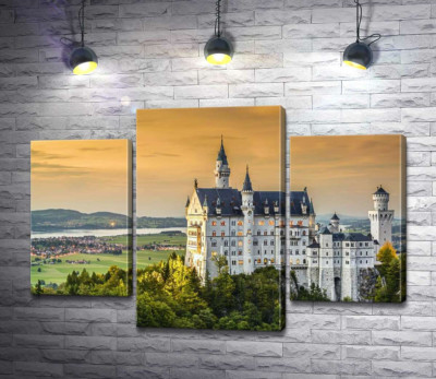 Сказочный вид на "Замок лебедя" (Neuschwanstein)