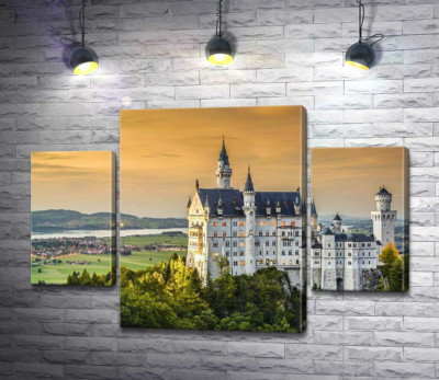 Модульная картина "Сказочный вид на "Замок лебедя" (Neuschwanstein)"
