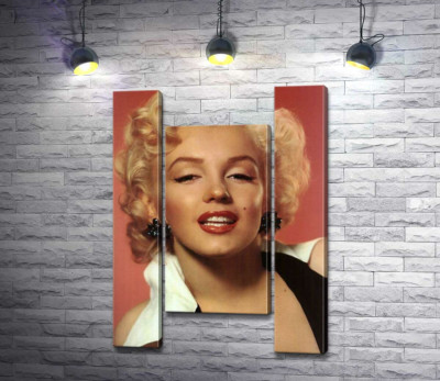 Мерiлін Монро (Marilyn Monroe) позує для першого номеру журналу Playboy 