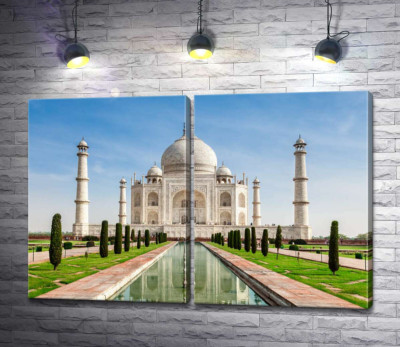 Білосніжна перлина індійської культури мавзолей Тадж Махал (Taj Mahal)