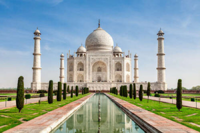 Белая жемчужина индийской культуры мавзолей Тадж Махал (Taj Mahal)