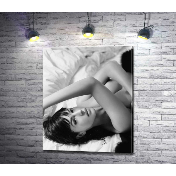 Привлекательная актриса Моника Беллуччи (Monica Bellucci) на эротическом фото