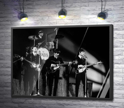 Постер "Молодая группа The Beatles на своем концерте"
