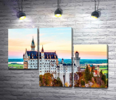 Осінь на пагорбах навколо замку Нойшванштайн (Neuschwanstein)