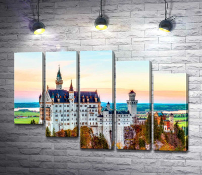 Осень на холмах вокруг замка Нойшванштайн (Neuschwanstein)