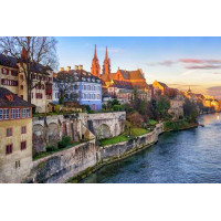 Дыхание средневековья в городе Базель на берегу Реки Рейн