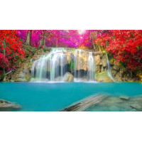 Осенние цвета над каскадом водопада Эраван (Erawan falls)