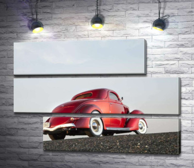 Модульна картина "Компактний автомобіль Ford Coupe штурмує вершину дороги"