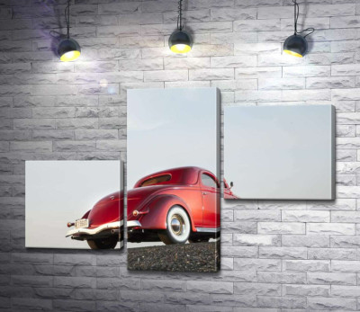 Модульна картина "Компактний автомобіль Ford Coupe штурмує вершину дороги"