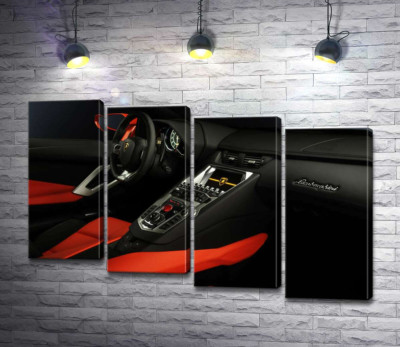Вишуканий салон автомобіля Ламборгіні (Lamborghini) в червоно-чорних тонах