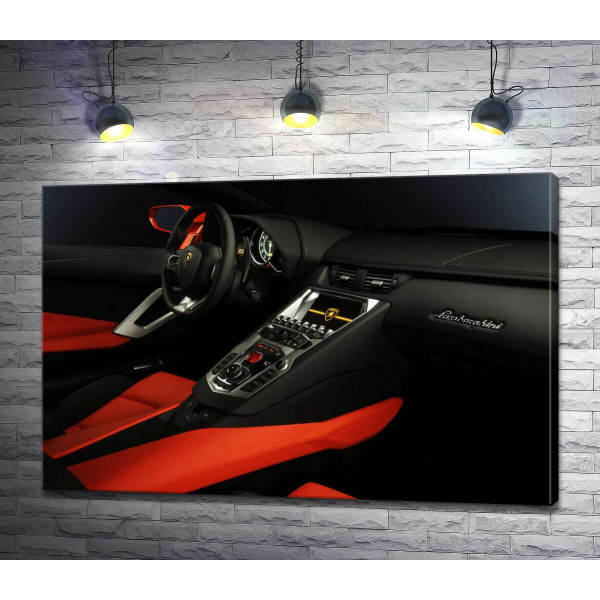 Вишуканий салон автомобіля Ламборгіні (Lamborghini) в червоно-чорних тонах