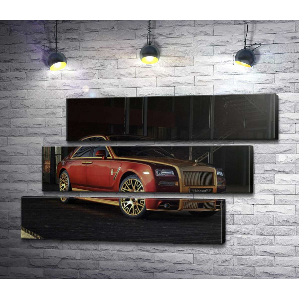 Червоні форми автомобіля седан Ролс-Ройс (Rolls-Royce Ghost)
