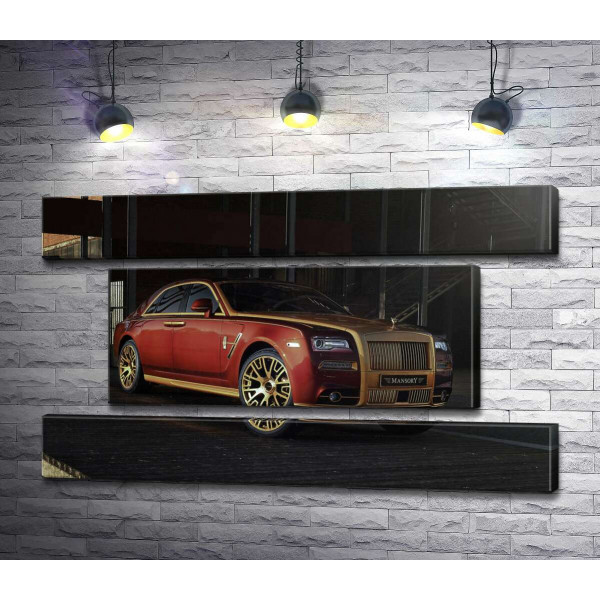 Красные формы автомобиля седан Роллс-Ройс (Rolls-Royce Ghost)