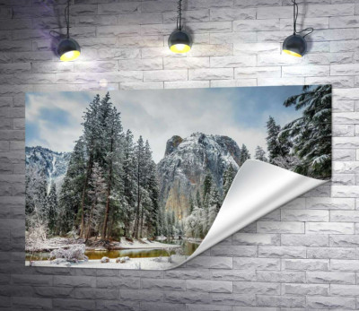 Зимний пейзаж в долине Национального парка Йосемити (Yosemite National Park)