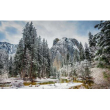Зимовий пейзаж в долині Національного парку Йосеміті (Yosemite National Park)